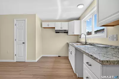 1081 New Haven Road #9D, Naugatuck, CT 06770 - Photo 18