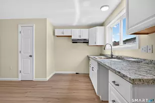 1081 New Haven Rd, Naugatuck, CT 06770 - Photo 18
