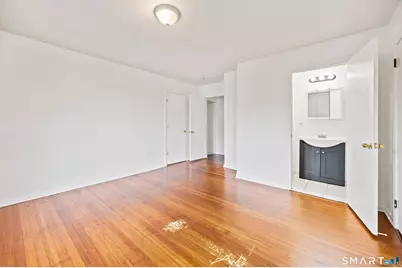 226 Meadow Street #2nd Floor, Naugatuck, CT 06770 - Photo 12