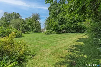 327 Anna Avenue, Waterbury, CT 06708 - Photo 20