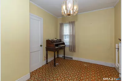 327 Anna Avenue, Waterbury, CT 06708 - Photo 8