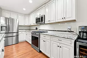 46 Bridlewood Ln, Vernon, CT 06066 - Photo 8