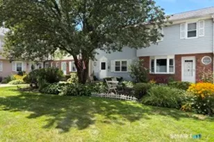 21 E Gate Ln, Hamden, CT 06514 - Photo 1