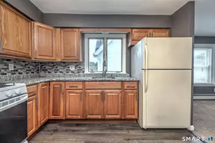 433 3rd Ave, West Haven, CT 06516 - Photo 14