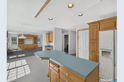 9 Spinnaker Road, Waterford, CT 06385 - Photo 16