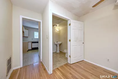 10 Hawthorne Avenue #12, Derby, CT 06418 - Photo 14