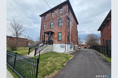 94-96 Edwards Street #3A, Hartford, CT 06120 - Photo 2