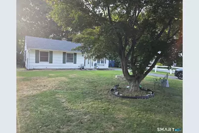 116 Snow Crystal Lane, Stamford, CT 06905 - Photo 2