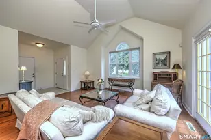 3 Southwick Ct N, Milford, CT 06461 - Photo 2