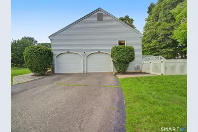 33 West Gerald Drive, Manchester, CT 06040 - Photo 6