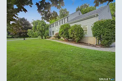 33 West Gerald Drive, Manchester, CT 06040 - Photo 4