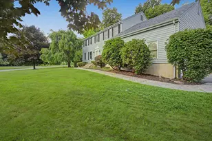 33 W Gerald Dr, Manchester, CT 06040 - Photo 4