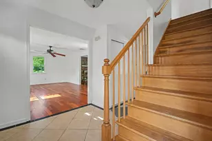 33 W Gerald Dr, Manchester, CT 06040 - Photo 10