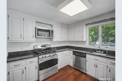 33 West Gerald Drive, Manchester, CT 06040 - Photo 18