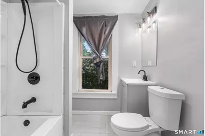 47 Hart Street, New Britain, CT 06052 - Photo 24