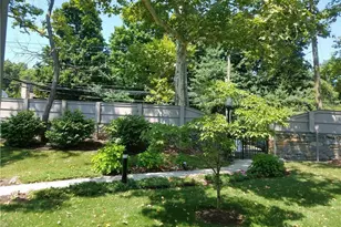 46 Stoneridge Cir, Stamford, CT 06902 - Photo 1