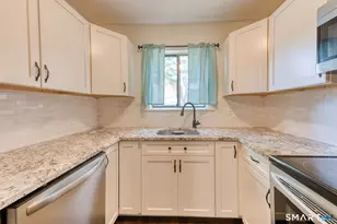 16 Darling St, Southington, CT 06489 - Photo 10