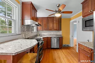12 Middlefield Dr, West Hartford, CT 06107 - Photo 8