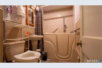 40 Packard Street, Manchester, CT 06040 - Photo 10