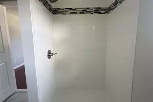 125 Canary Pl, Stratford, CT 06614 - Photo 12