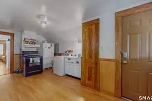 54 Pleasant St, Bristol, CT 06010 - Photo 20