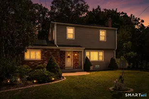 127 Rowland Dr, East Hartford, CT 06118 - Photo 2