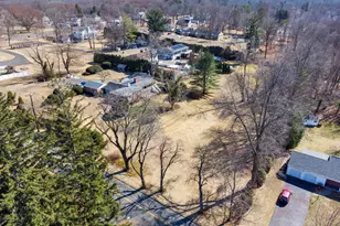 15 Bridge Ln, Enfield, CT 06082 - Photo 6
