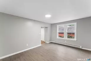 76 Rockville Rd, East Windsor, CT 06016 - Photo 32