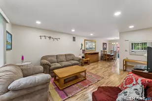 705 Churchill Dr, Newington, CT 06111 - Photo 14