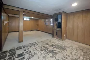 6 Woodland Aka 6 West Side Ave Rd, Branford, CT 06405 - Photo 10