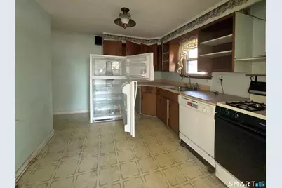 6 Woodland, Aka 6 West Side Avenue Road, Branford, CT 06405 - Photo 8