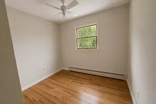 19 Hillside Cir, Brookfield, CT 06804 - Photo 22