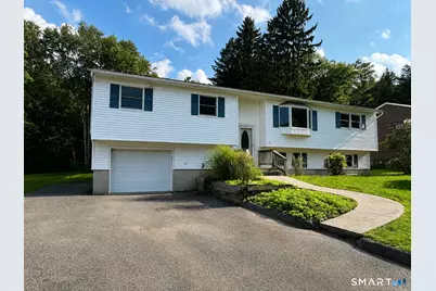 19 Hillside Circle, Brookfield, CT 06804 - Photo 2