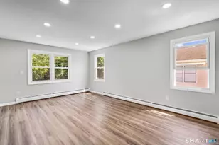 25 Elizabeth St, Ansonia, CT 06401 - Photo 22