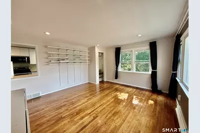 220 Foxon Hill Road, New Haven, CT 06513 - Photo 2