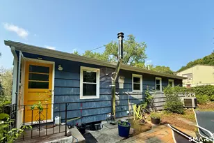 220 Foxon Hill Rd, New Haven, CT 06513 - Photo 16