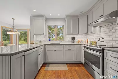 6 Fox Run, Sherman, CT 06784 - Photo 10