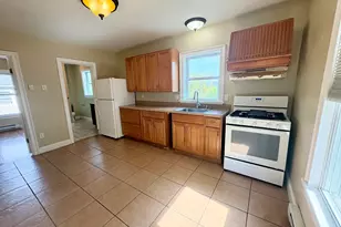 23 Housman St, Danbury, CT 06810 - Photo 20