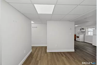 23 Housman Street, Danbury, CT 06810 - Photo 32