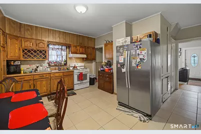 23 Housman Street, Danbury, CT 06810 - Photo 10