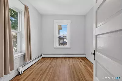 21 Edgemere Road, East Haven, CT 06512 - Photo 10