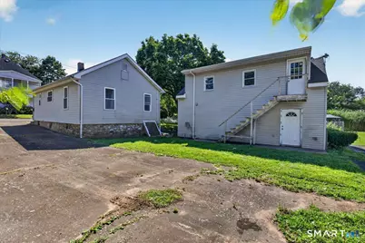 21 Edgemere Road, East Haven, CT 06512 - Photo 2