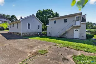 21 Edgemere Rd, East Haven, CT 06512 - Photo 2