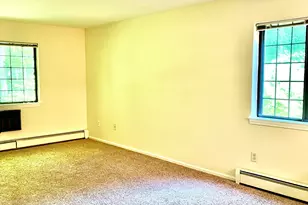 215 Foxwood Ln, Milford, CT 06461 - Photo 8