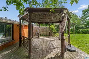22 Hine St, West Haven, CT 06516 - Photo 24