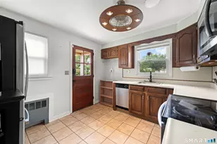 4 Eleanor Rd, East Hartford, CT 06118 - Photo 4