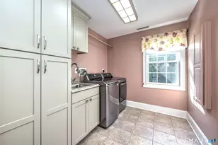 2 Horse Stable Cir, Shelton, CT 06484 - Photo 22