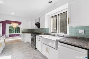 241 Pemberwick Rd, Greenwich, CT 06831 - Photo 6