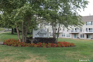 701 Sienna Dr, Danbury, CT 06810 - Photo 1