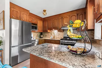 9 Glenridge Drive, Ansonia, CT 06401 - Photo 8
